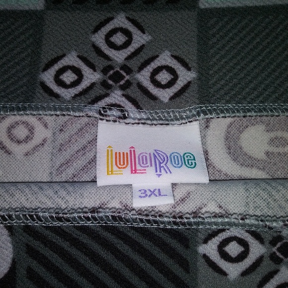 LuLaRoe Cassie Pencil Skirt - Picture 3 of 4